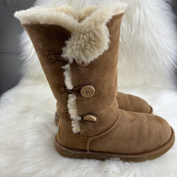 UGG Chestnut Suede Tall Winter Boots - Picture 2 of 11